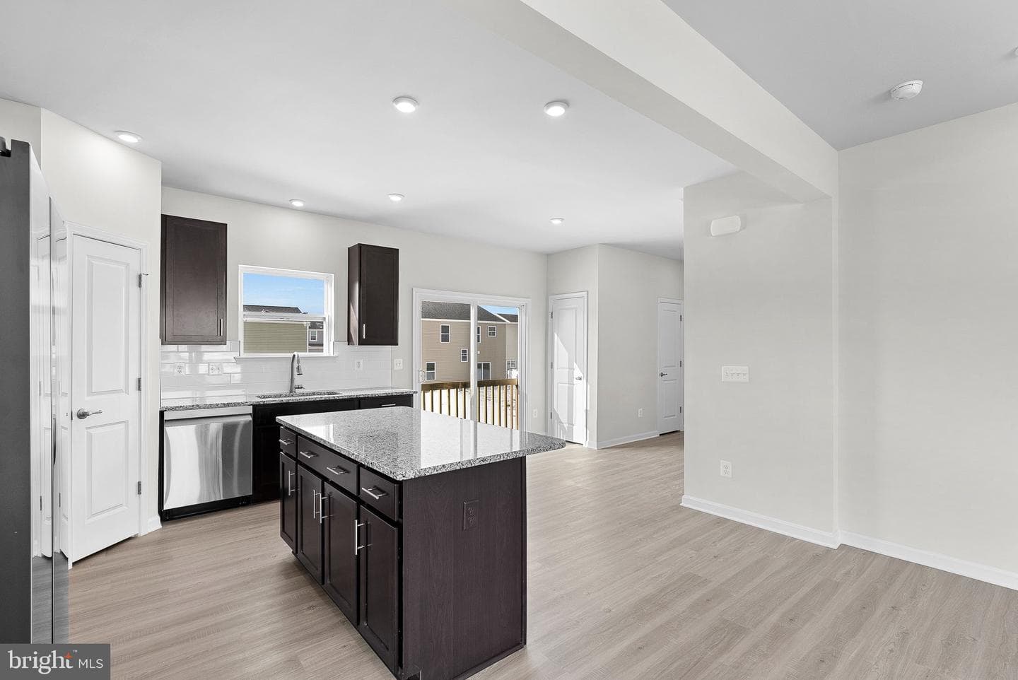 5 Eddy Road photo 9