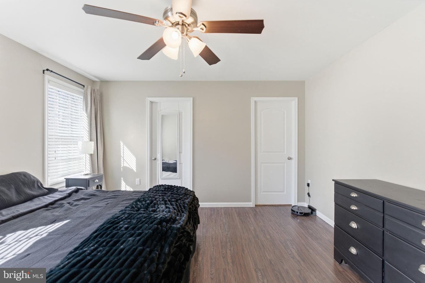 140 Basin Drive photo 13
