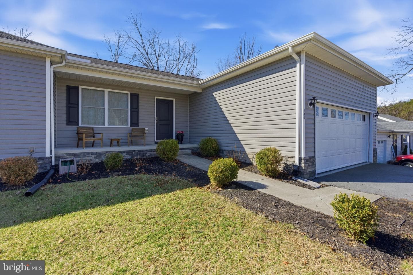 140 Basin Drive photo 3