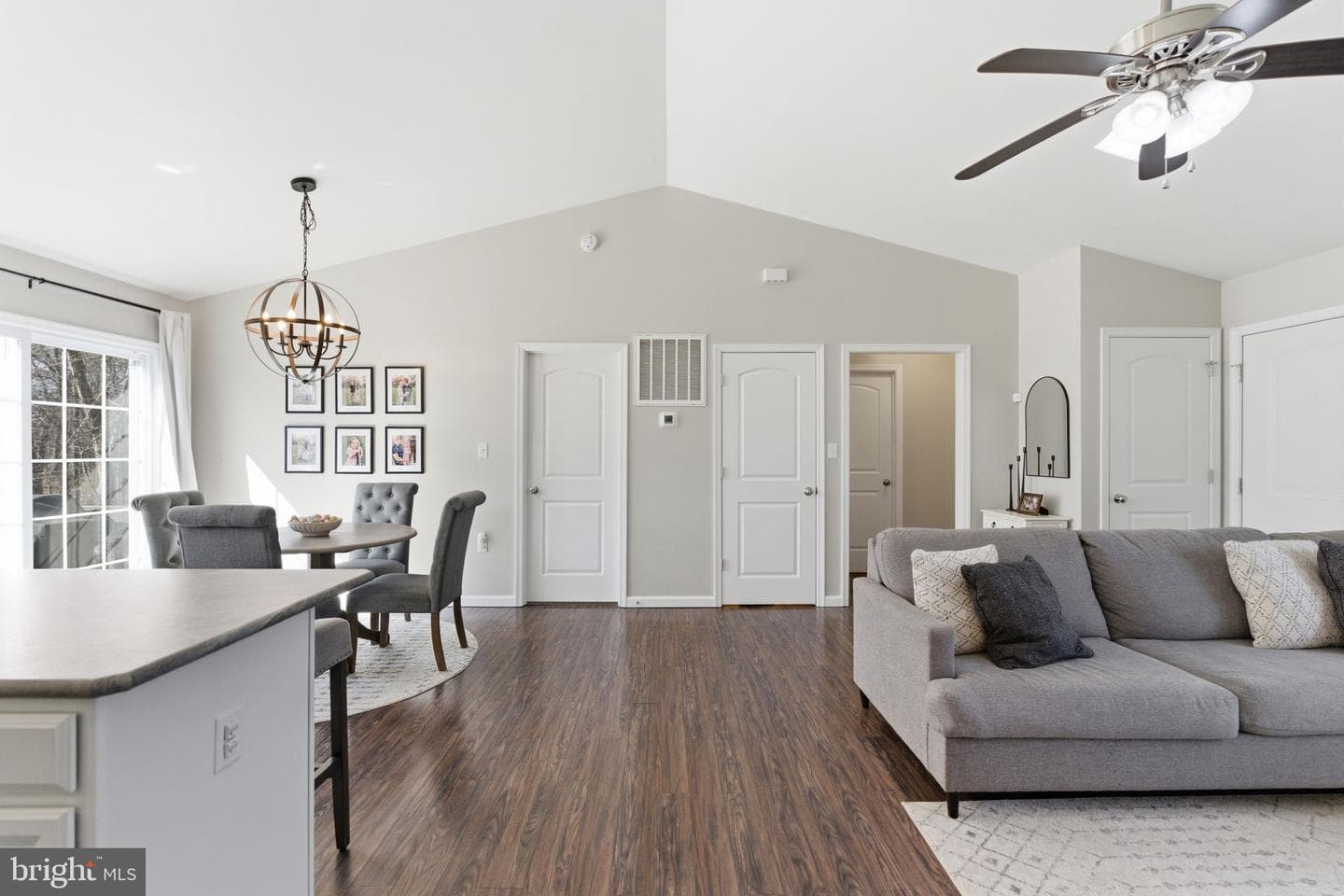 140 Basin Drive photo 6