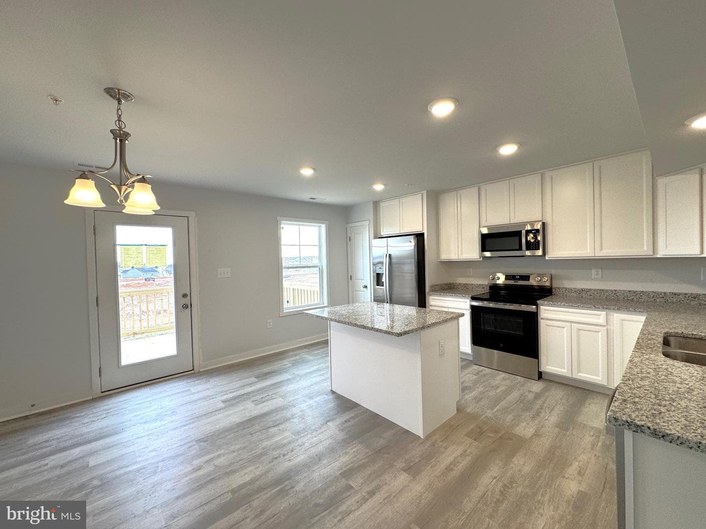 160 Olga Drive photo 3