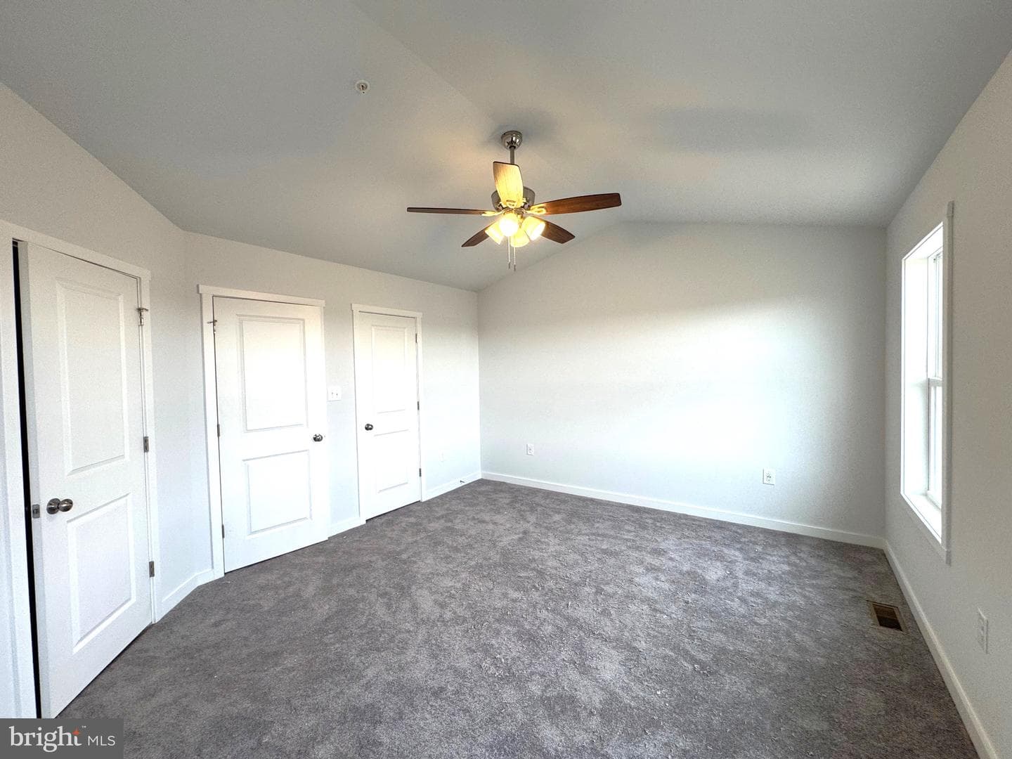 160 Olga Drive photo 6