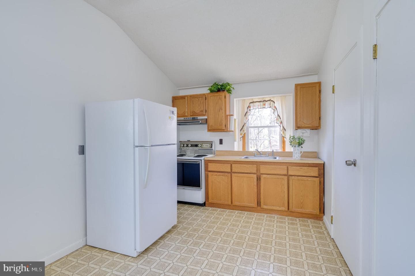 1524 Lamplight Road photo 13