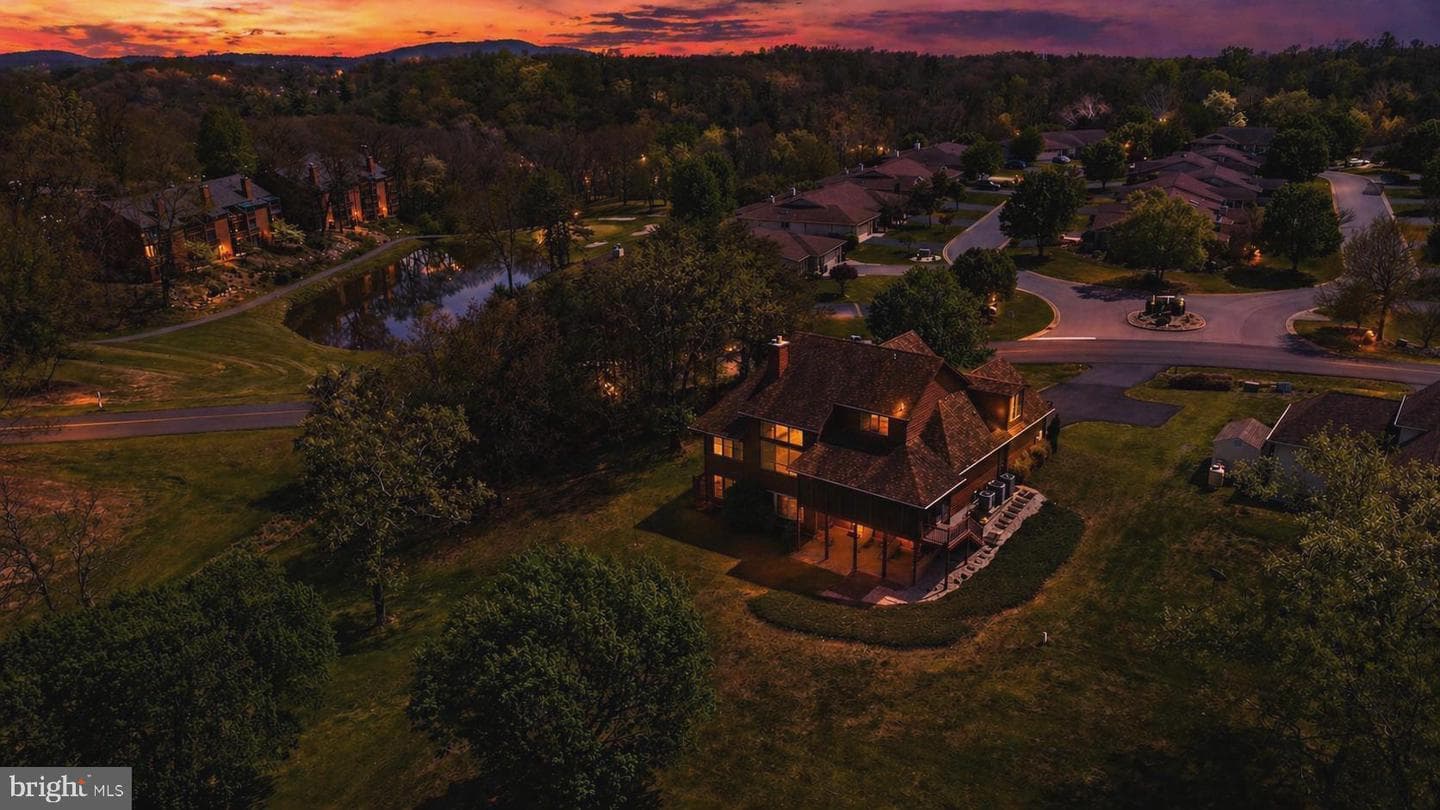 1042 Wintercamp Trail, Hedgesville