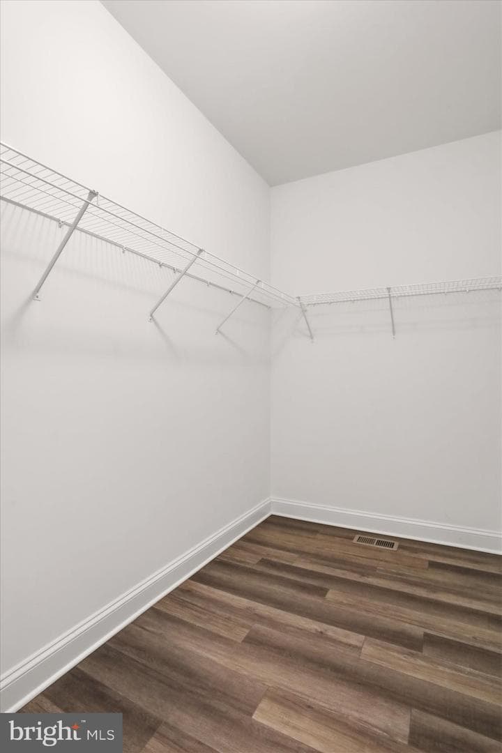 208 Darden Court W photo 19