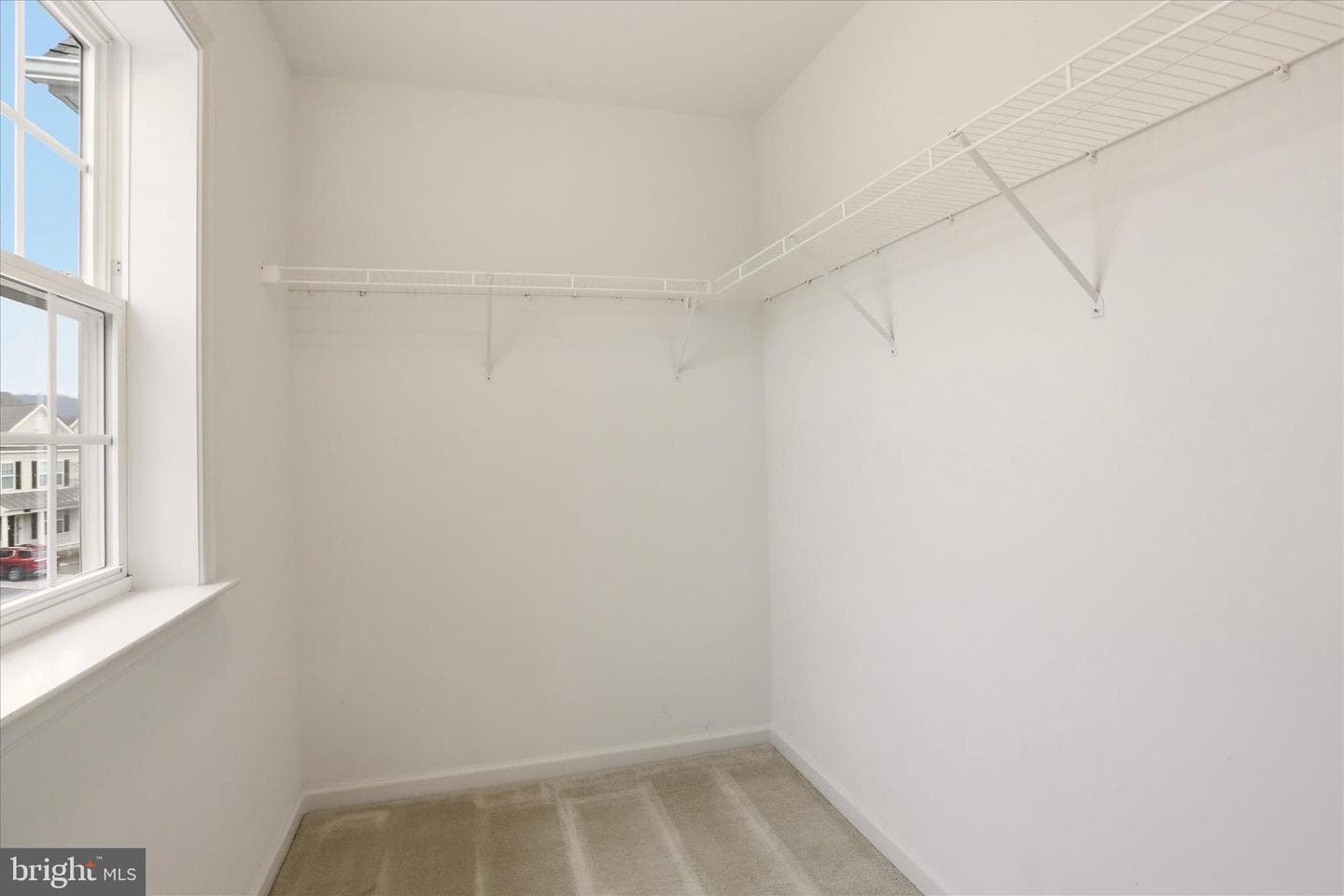 208 Darden Court W photo 29