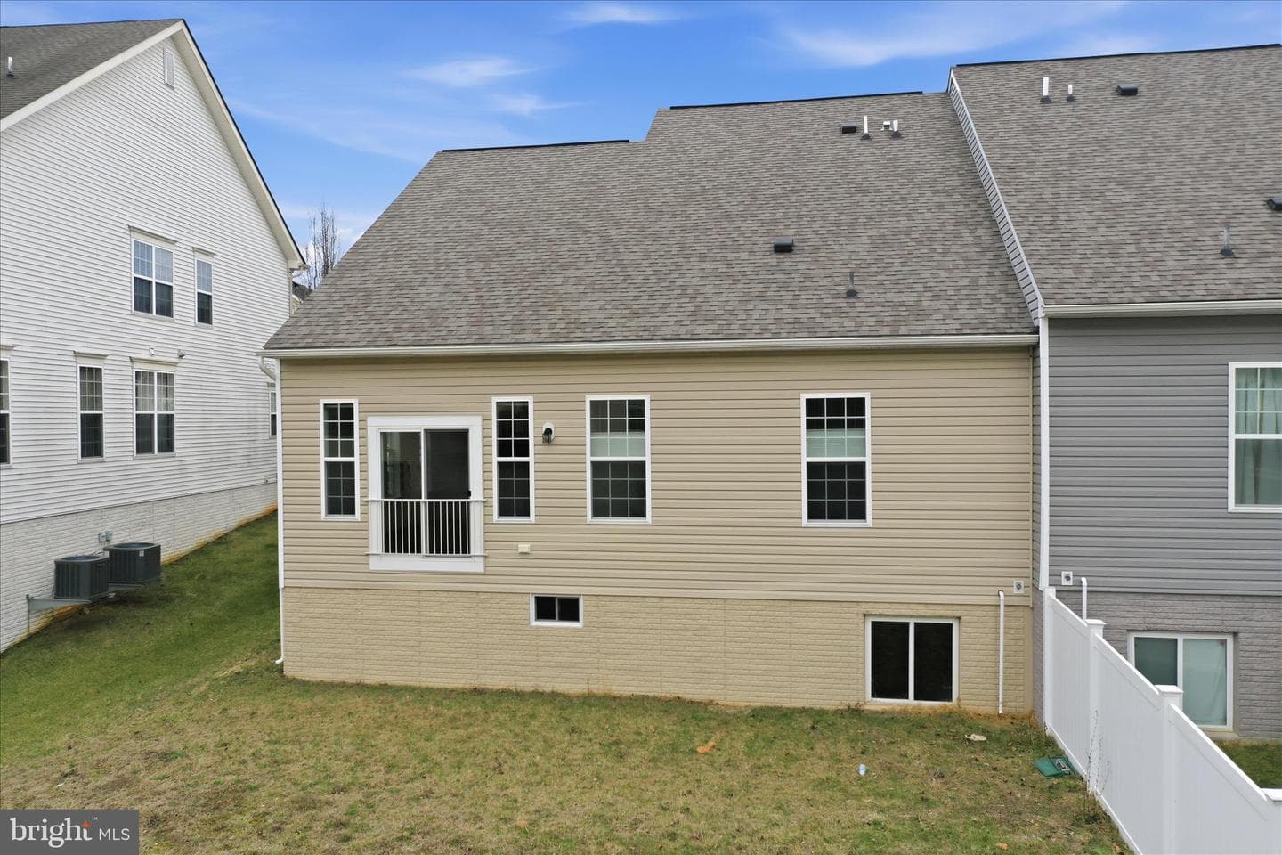 208 Darden Court W photo 40