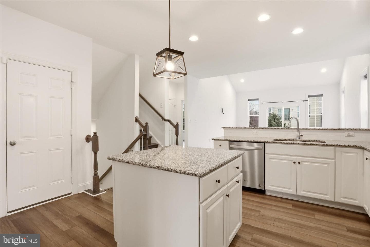 208 Darden Court W photo 5