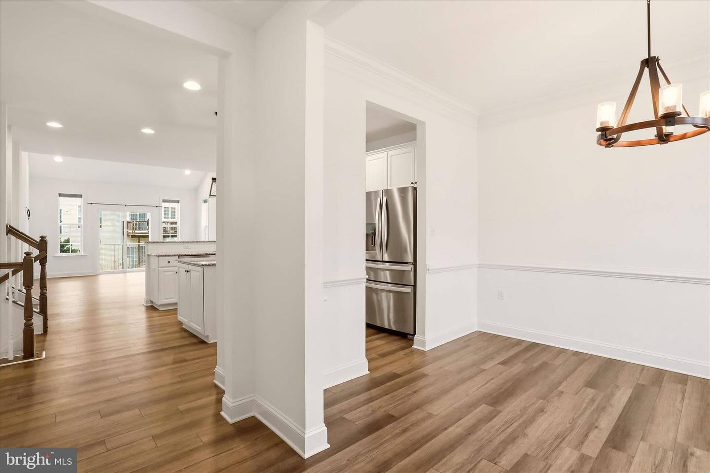 208 Darden Court W photo 9