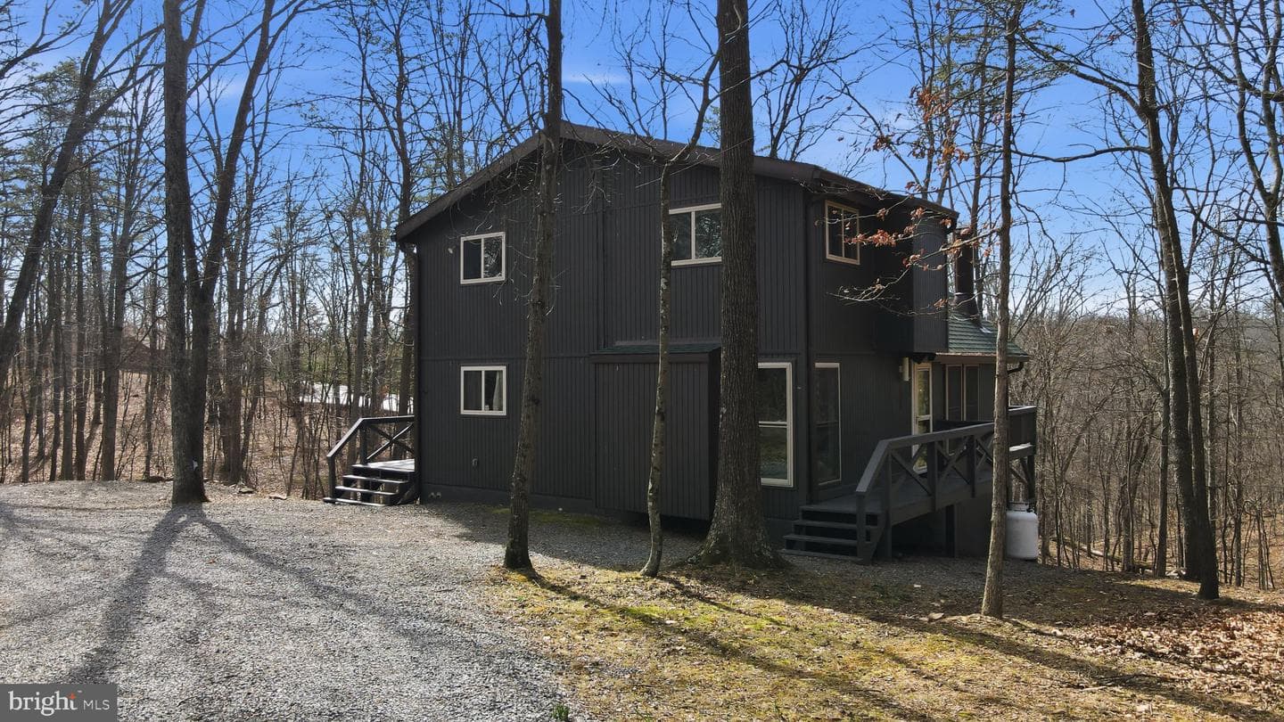 904 Walden Road photo 5