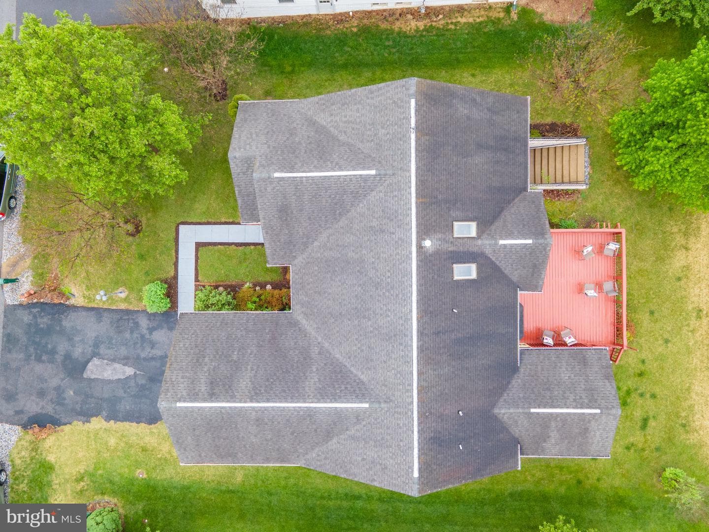 540 Hogan Drive photo 6