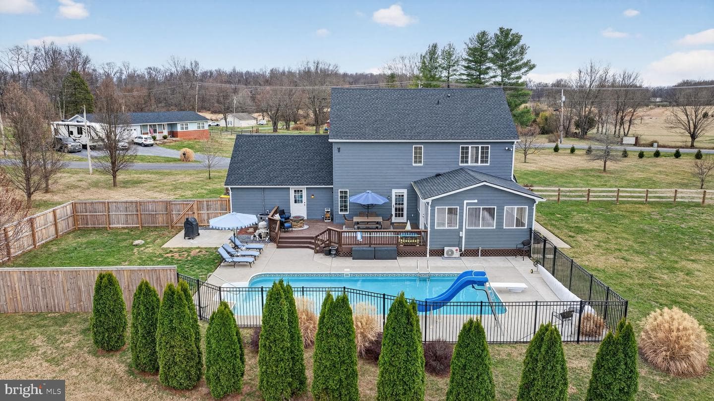 31 Fieldstone Drive photo 5