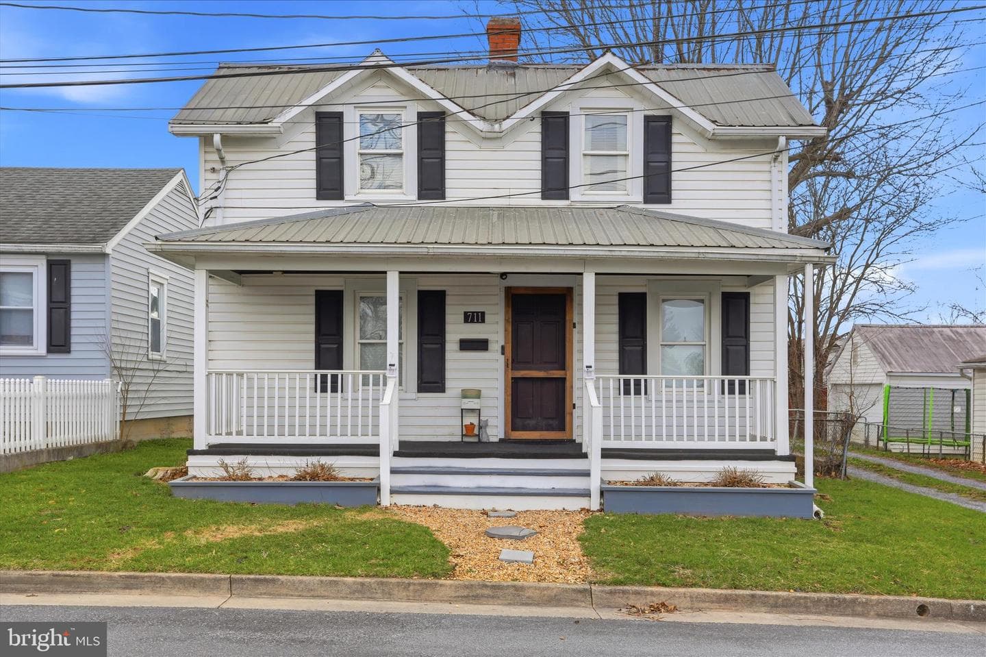 711 Bowers Street photo 2