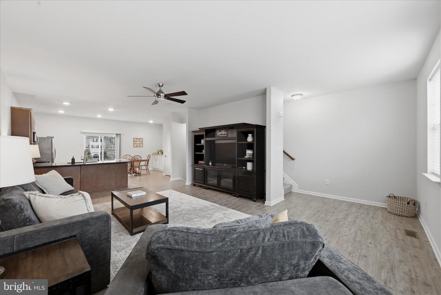 227 Magellan Drive photo 12
