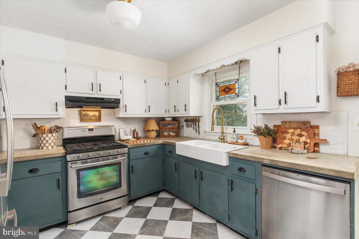 32 Cheerful Faye Drive photo 15