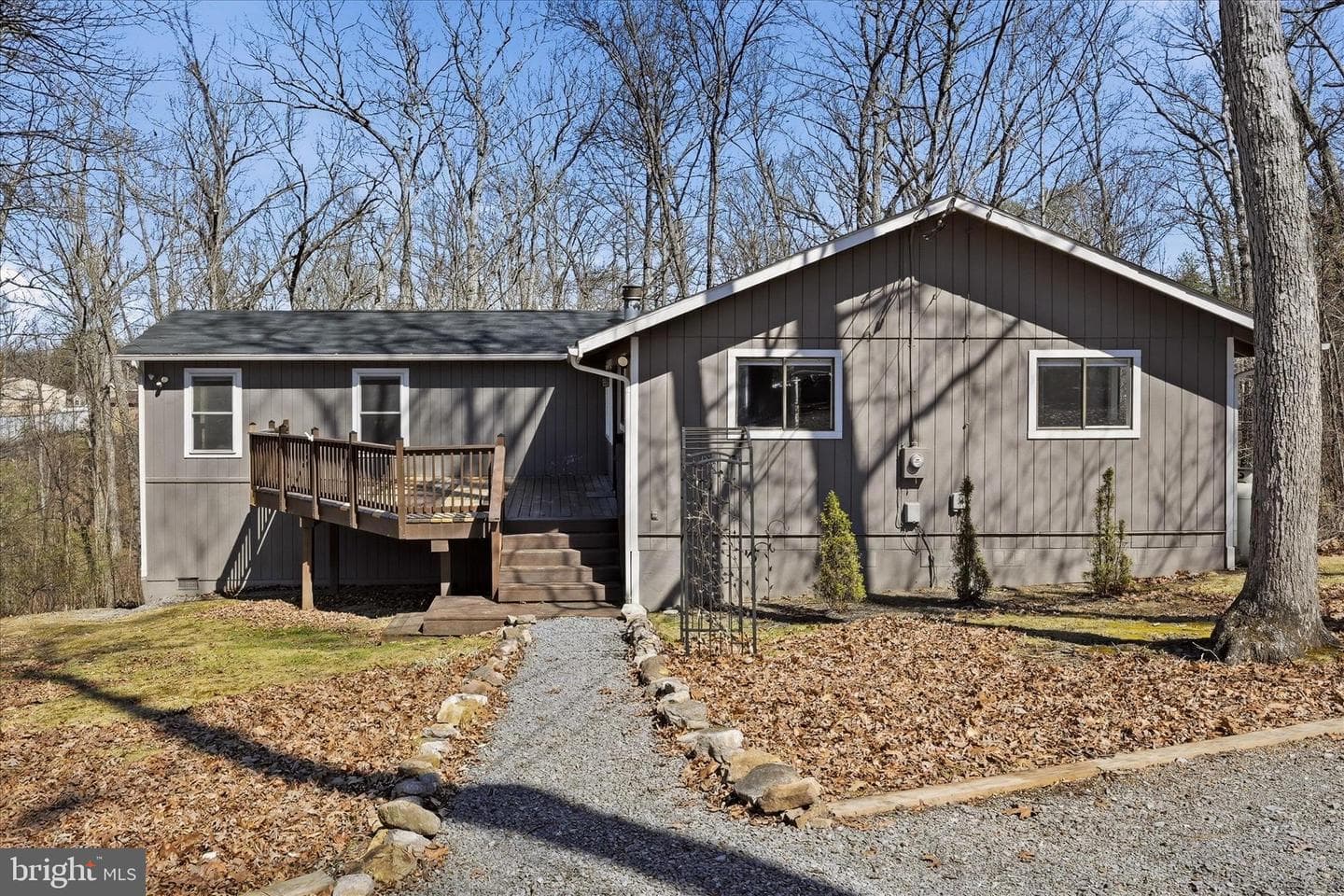 110 Tall Pine Lane photo 2