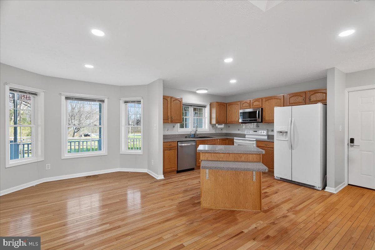 352 Doe Run Road photo 10