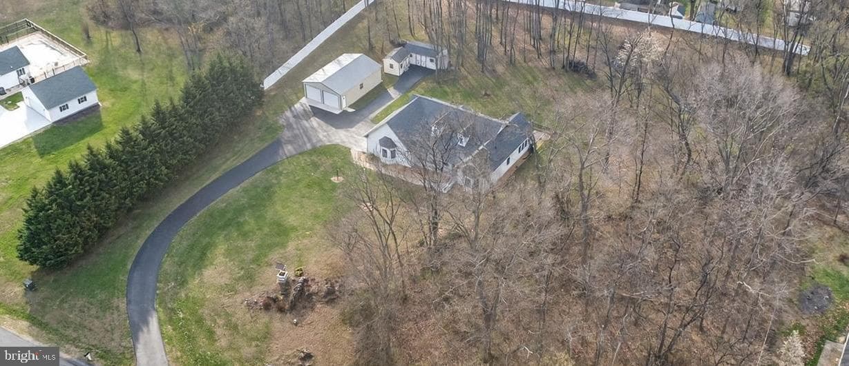 352 Doe Run Road photo 32