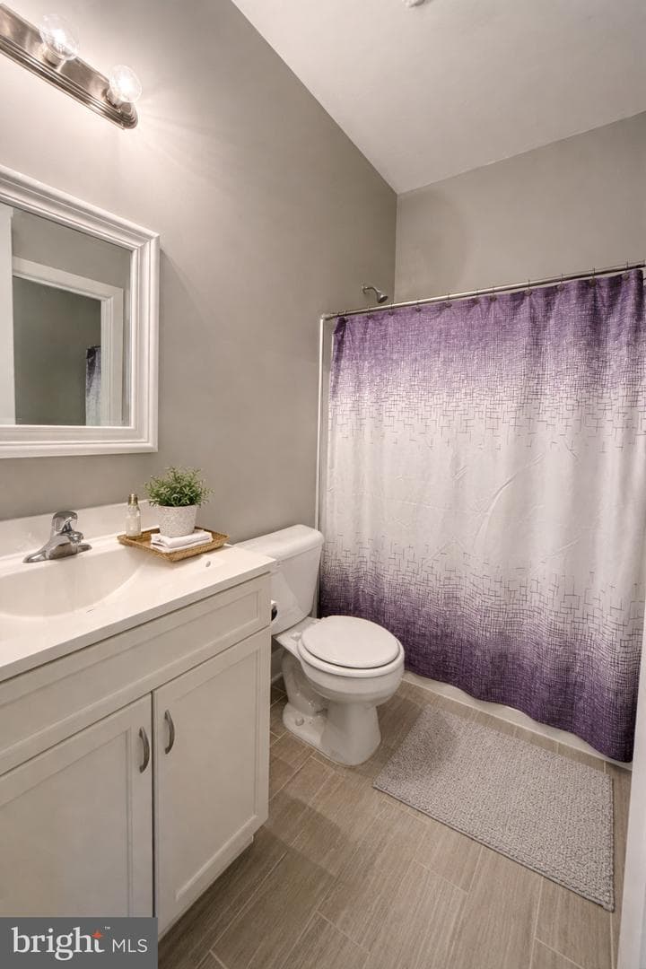 210 Aylesbury Lane photo 17