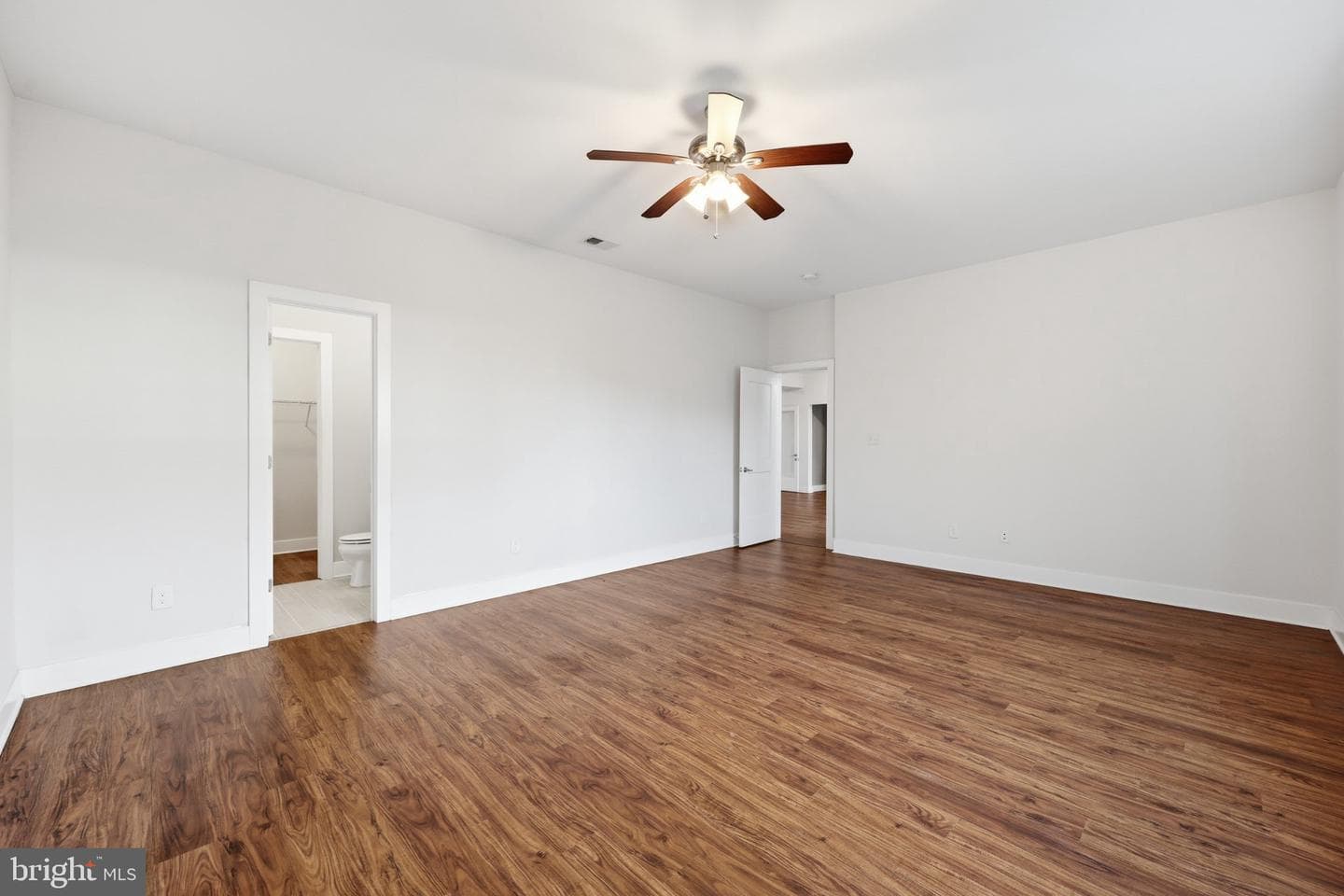 210 Aylesbury Lane photo 37