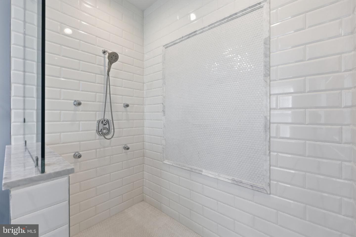 210 Aylesbury Lane photo 46