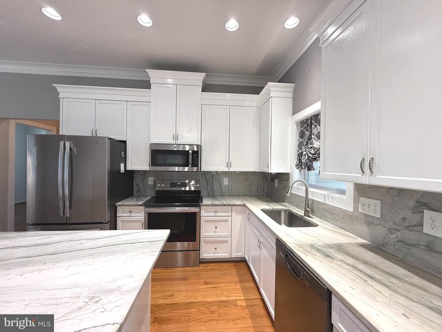 210 Aylesbury Lane photo 9