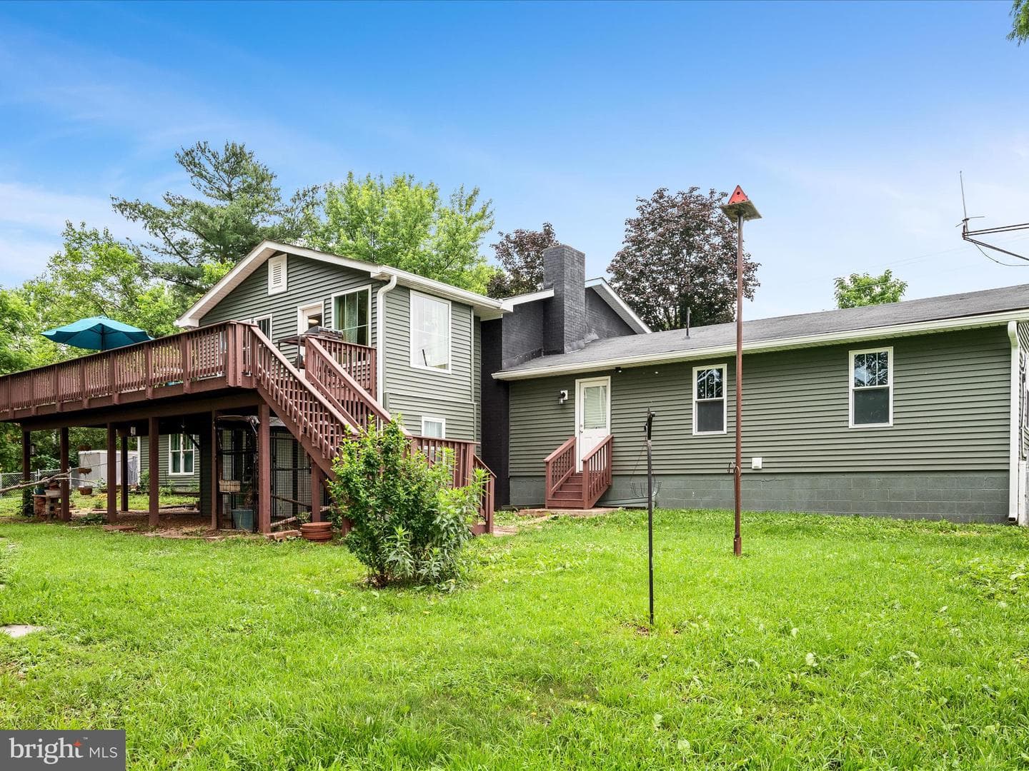537 Ridge Road S photo 49