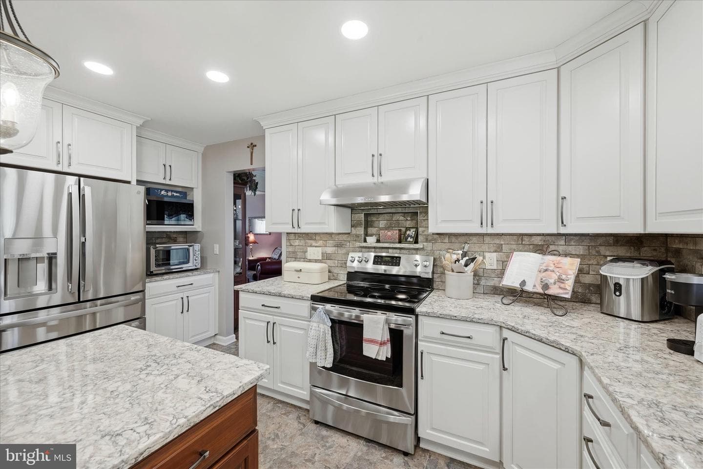 577 Pinnacle Drive photo 30