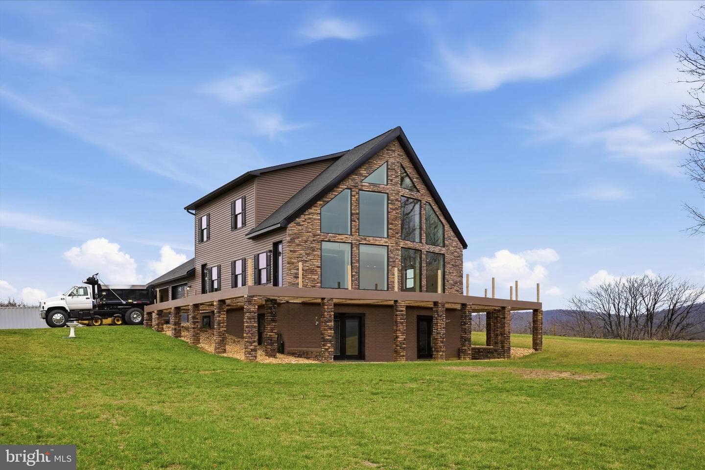 12 Bluebell Way, Inwood