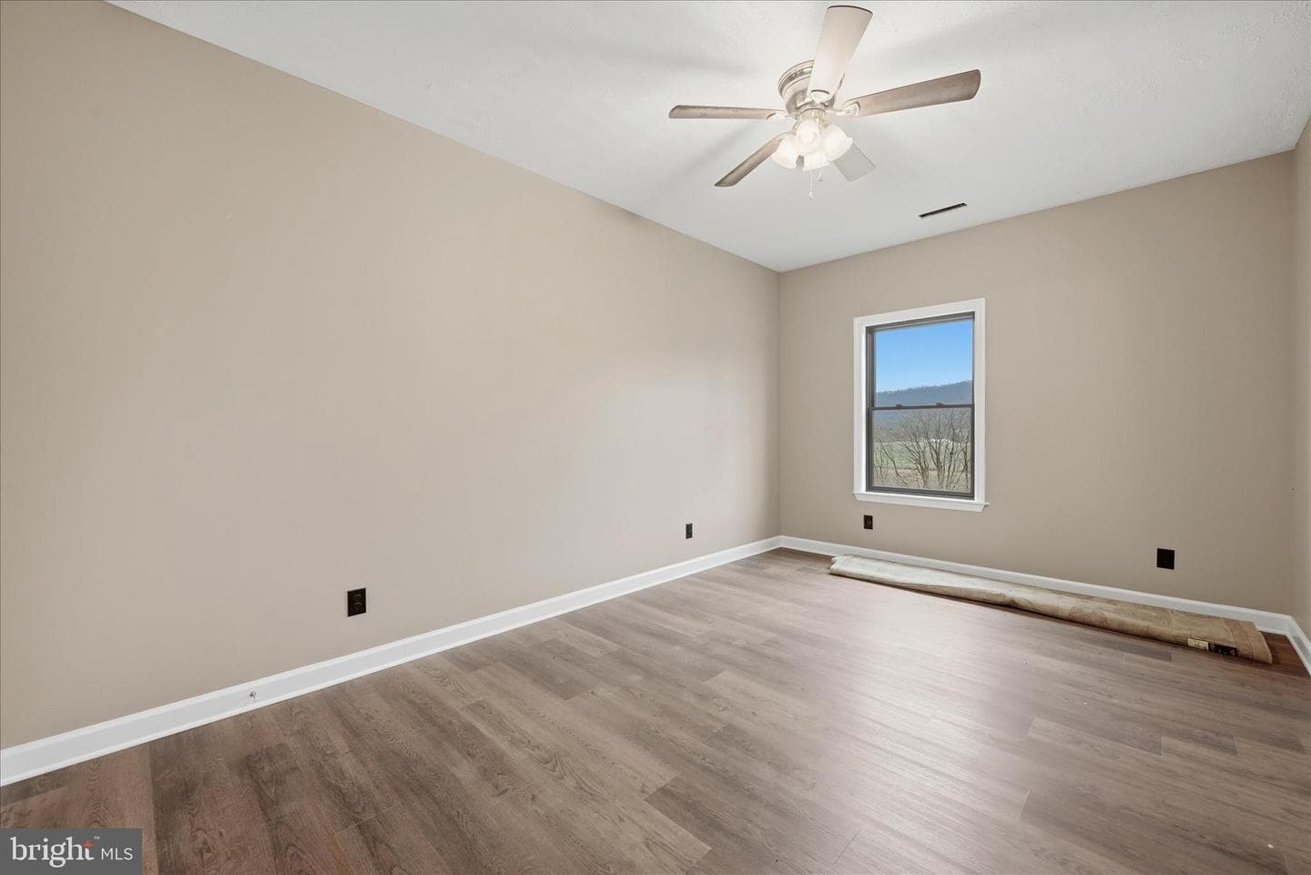 12 Bluebell Way photo 26