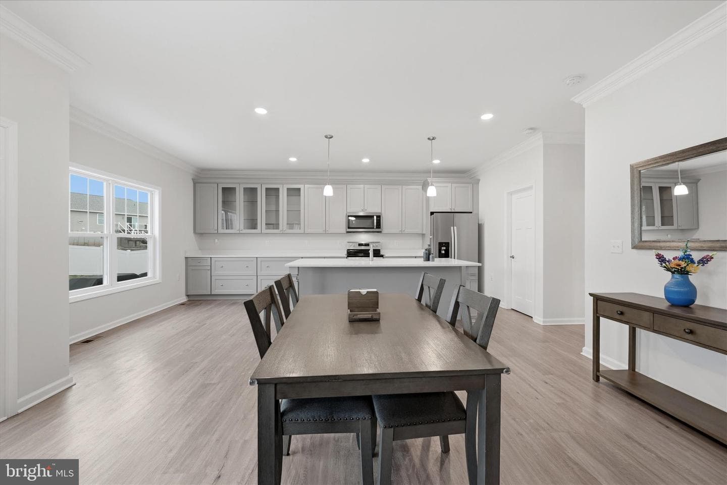 259 Twickenham Drive photo 13