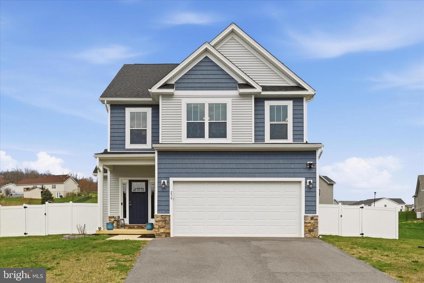 259 Twickenham Drive photo 3