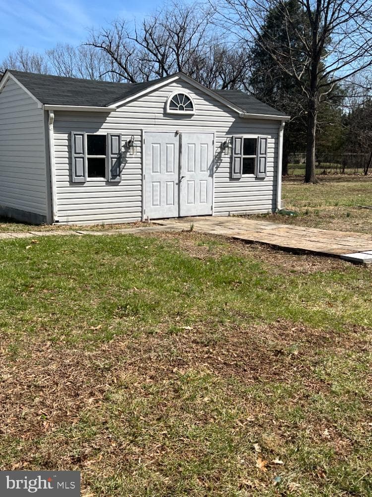 132 Powell Lane photo 4