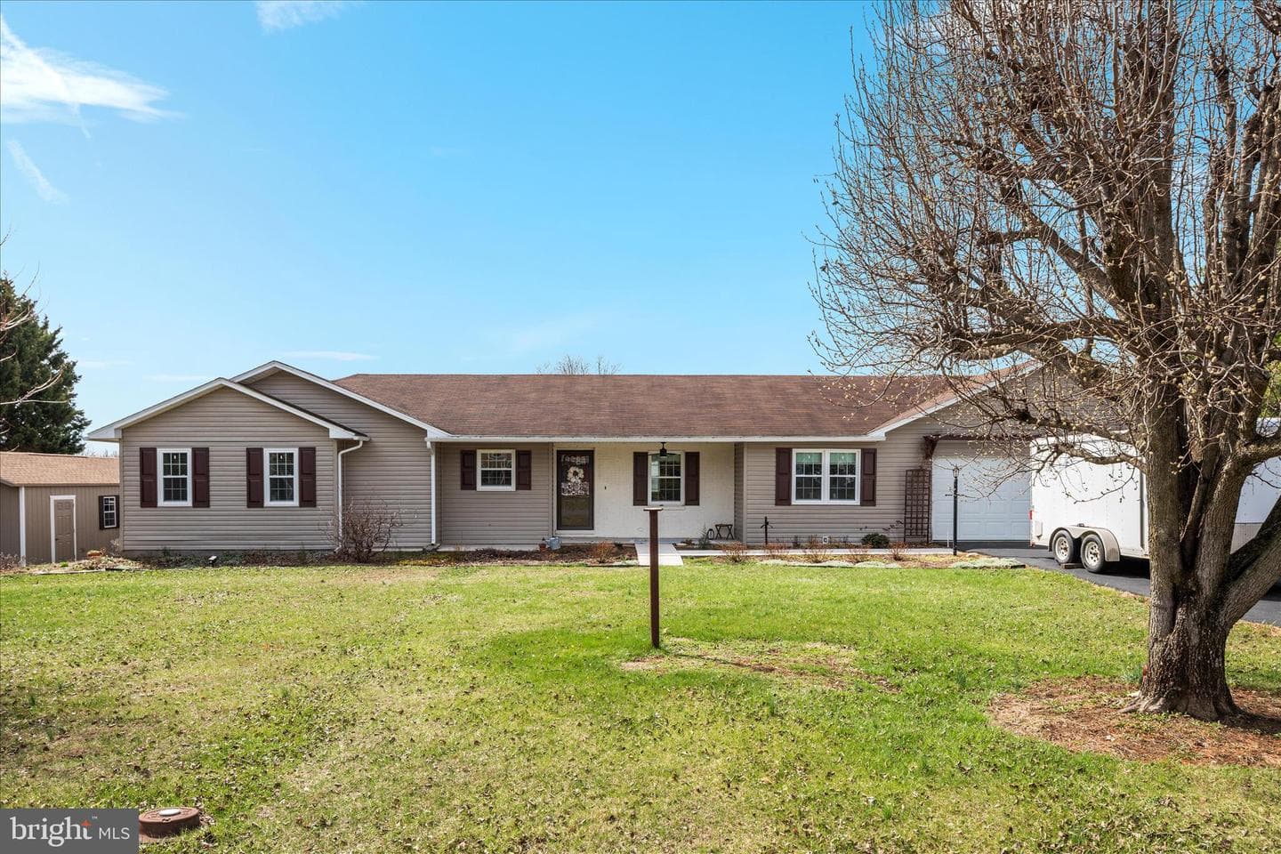 290 Larian Drive photo 31
