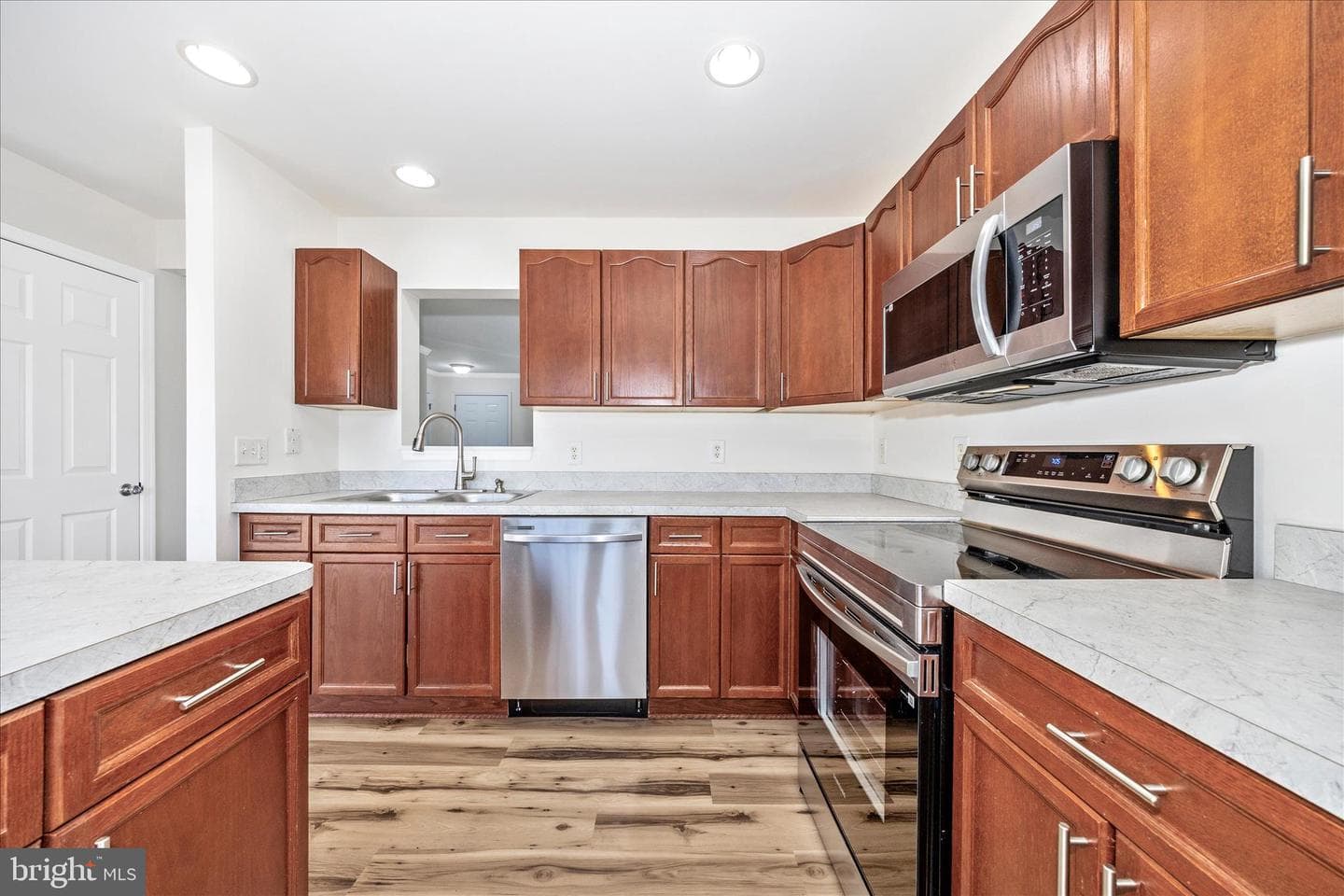 21 Lopez Drive photo 14
