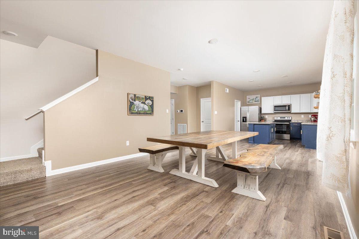 294 Aylesbury Lane photo 8