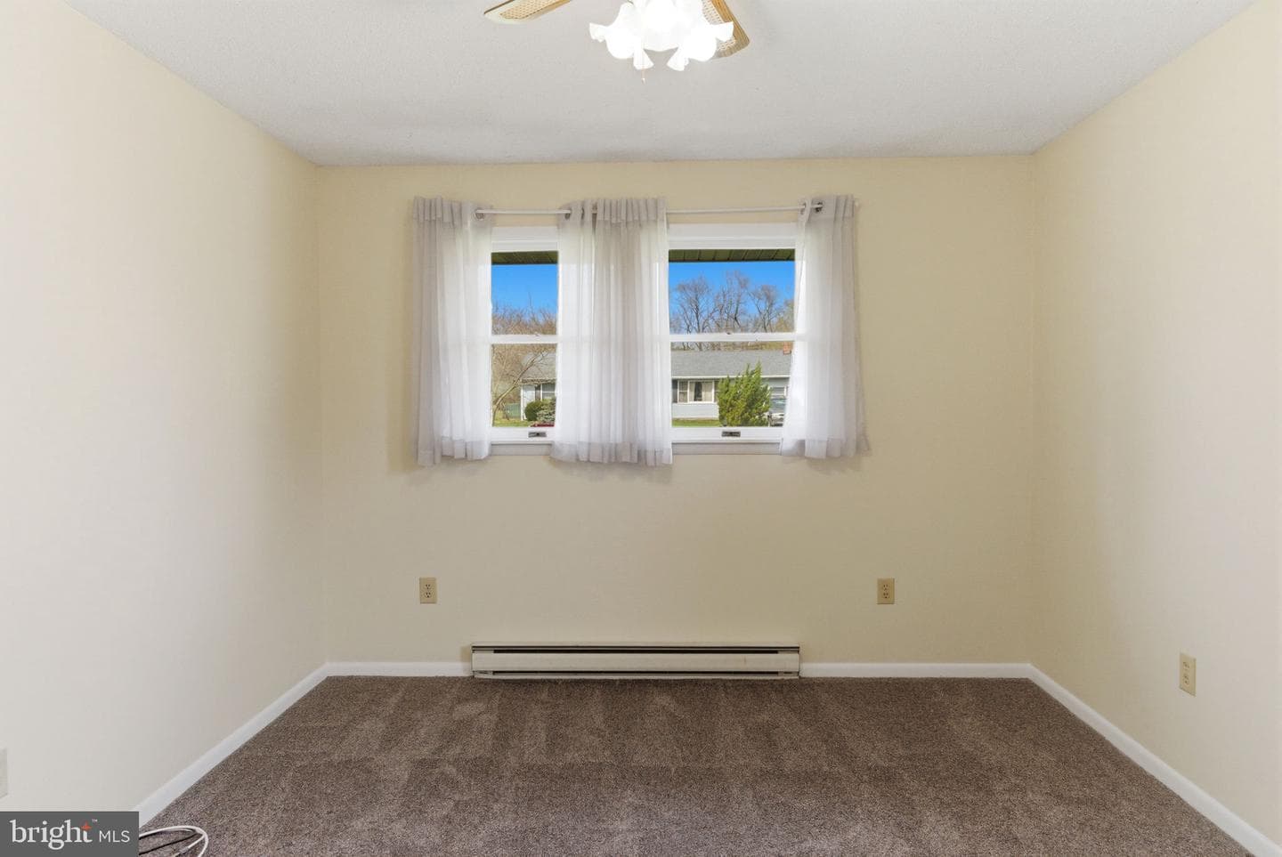 757 Montmorency Drive photo 28