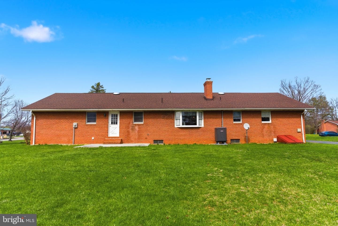 757 Montmorency Drive photo 39