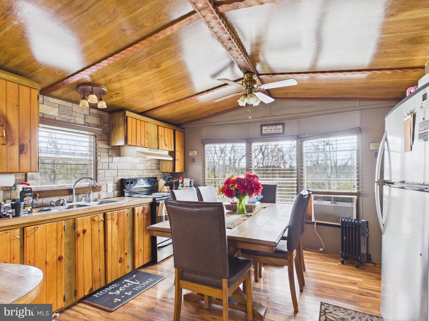 928 Dominion Road photo 13