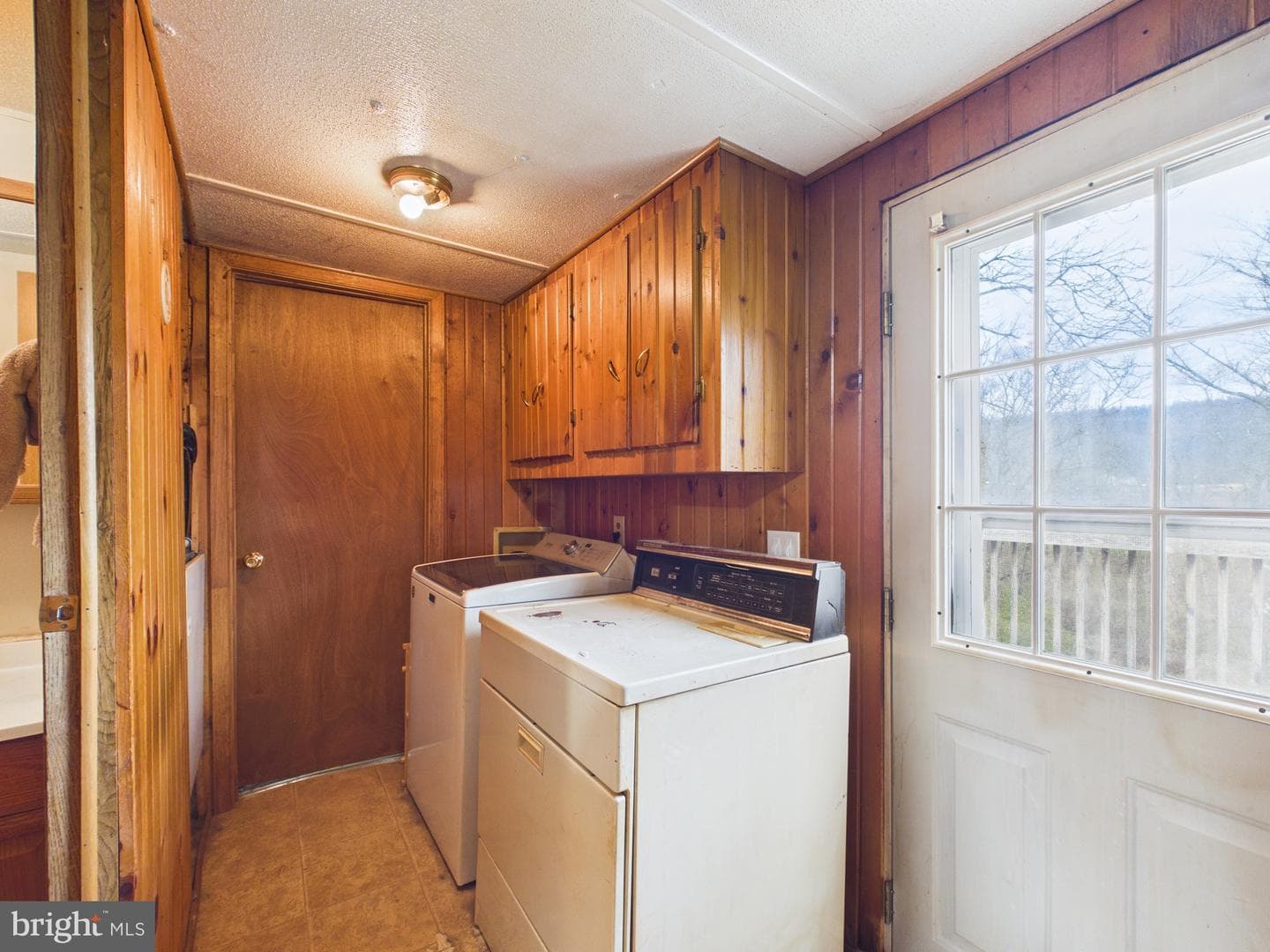 928 Dominion Road photo 24