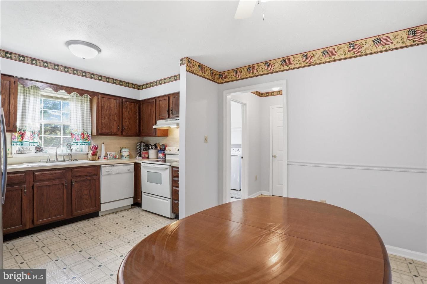 14 Windsor Lane photo 14