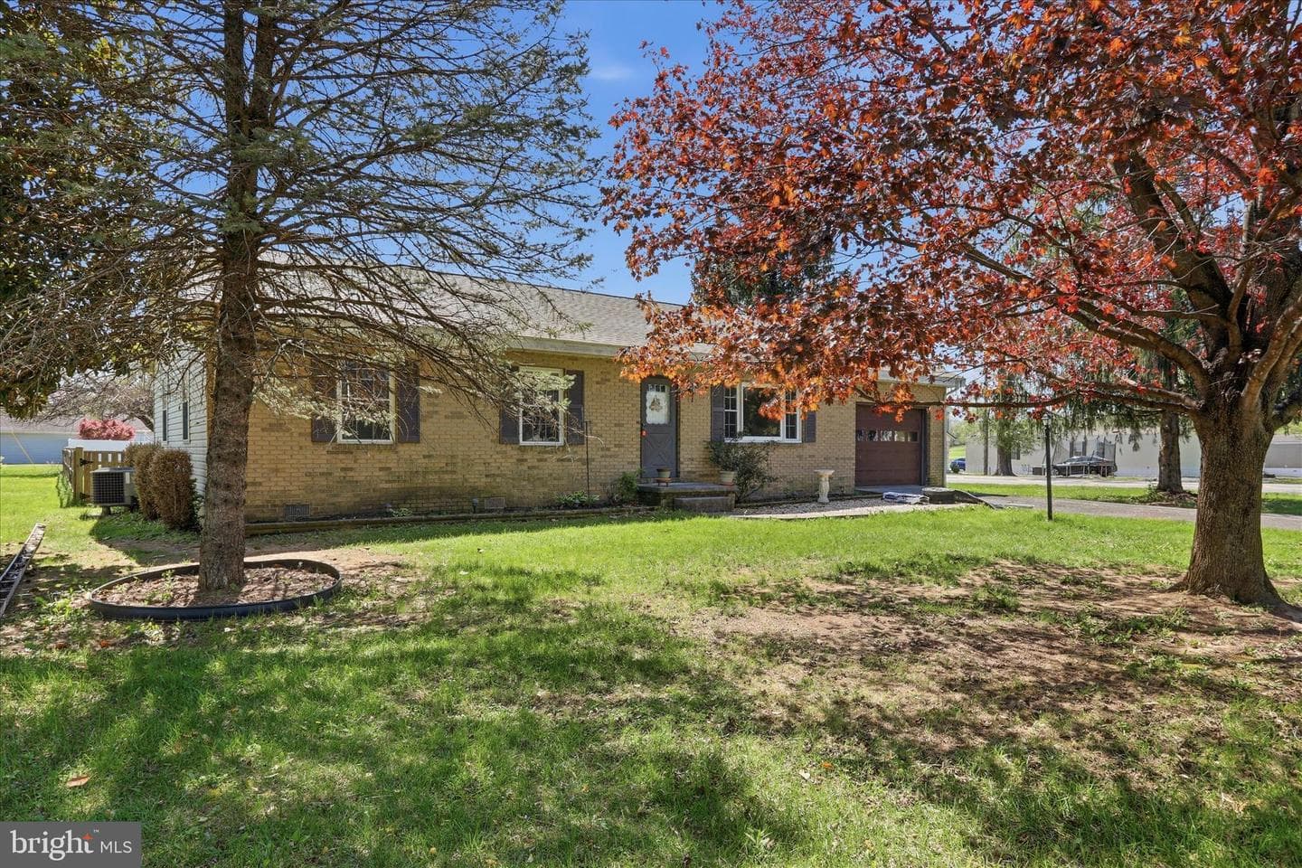 14 Windsor Lane photo 3