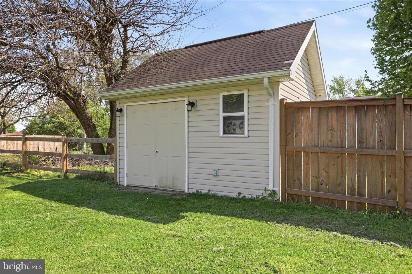 14 Windsor Lane photo 38