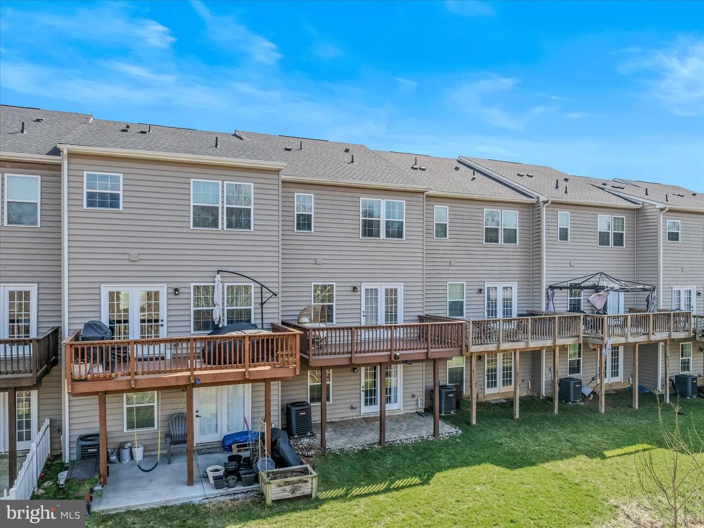 203 Ontario Drive photo 38