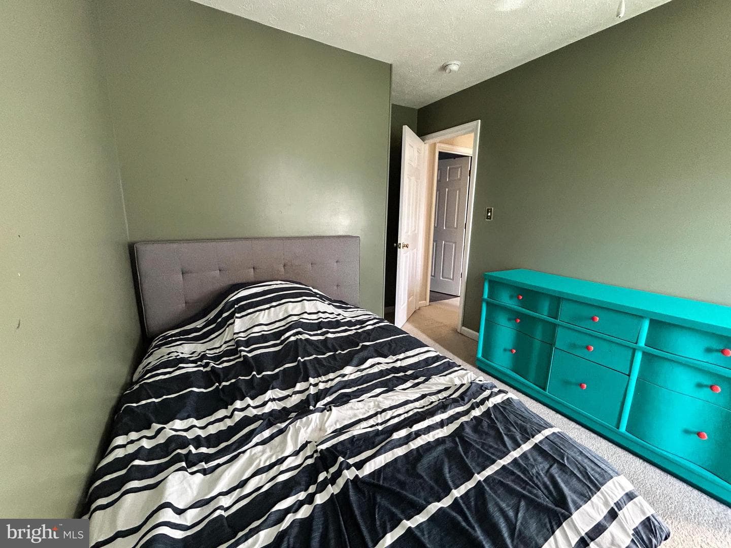 60 Wendover Drive photo 22