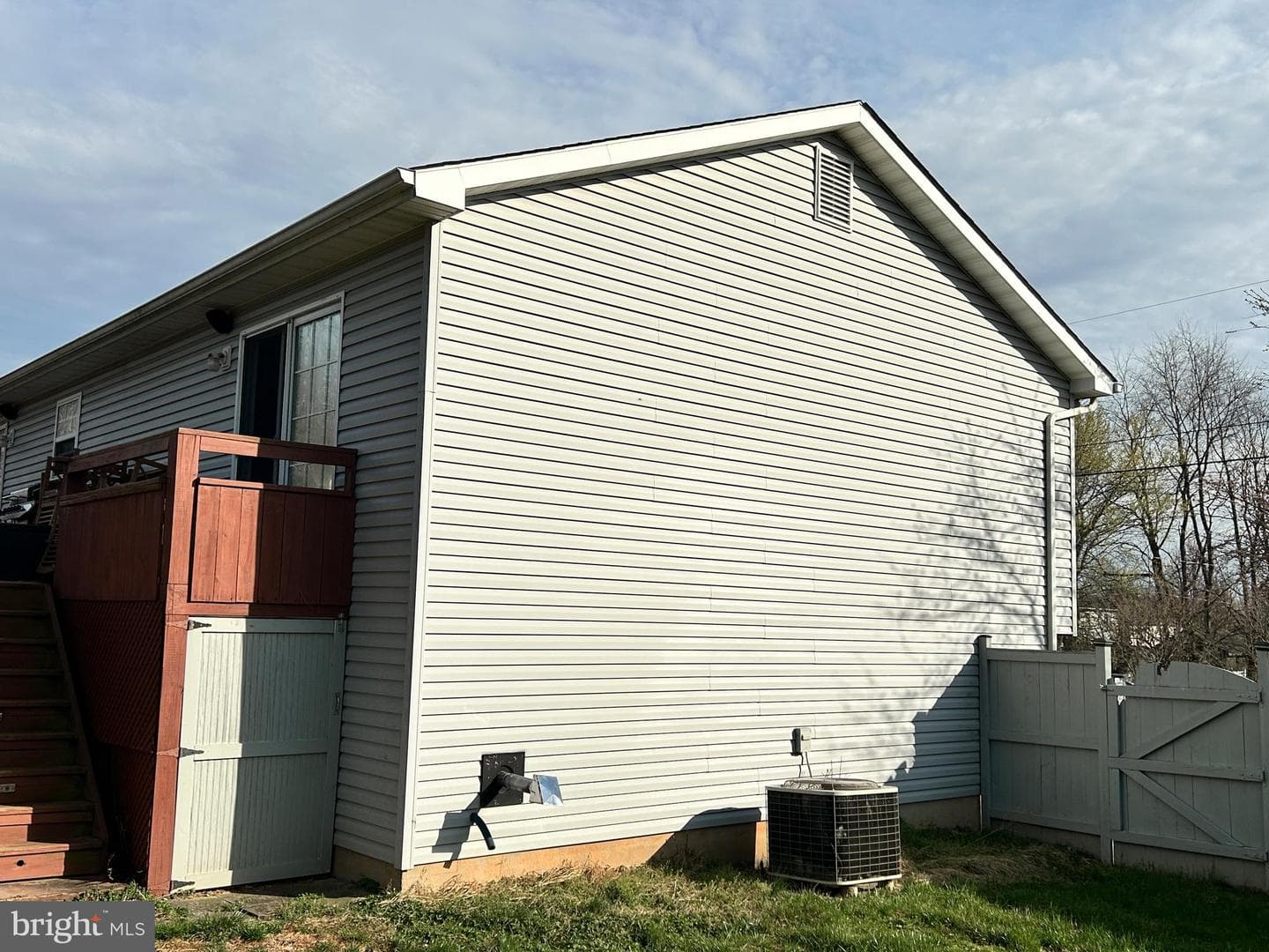 60 Wendover Drive photo 33
