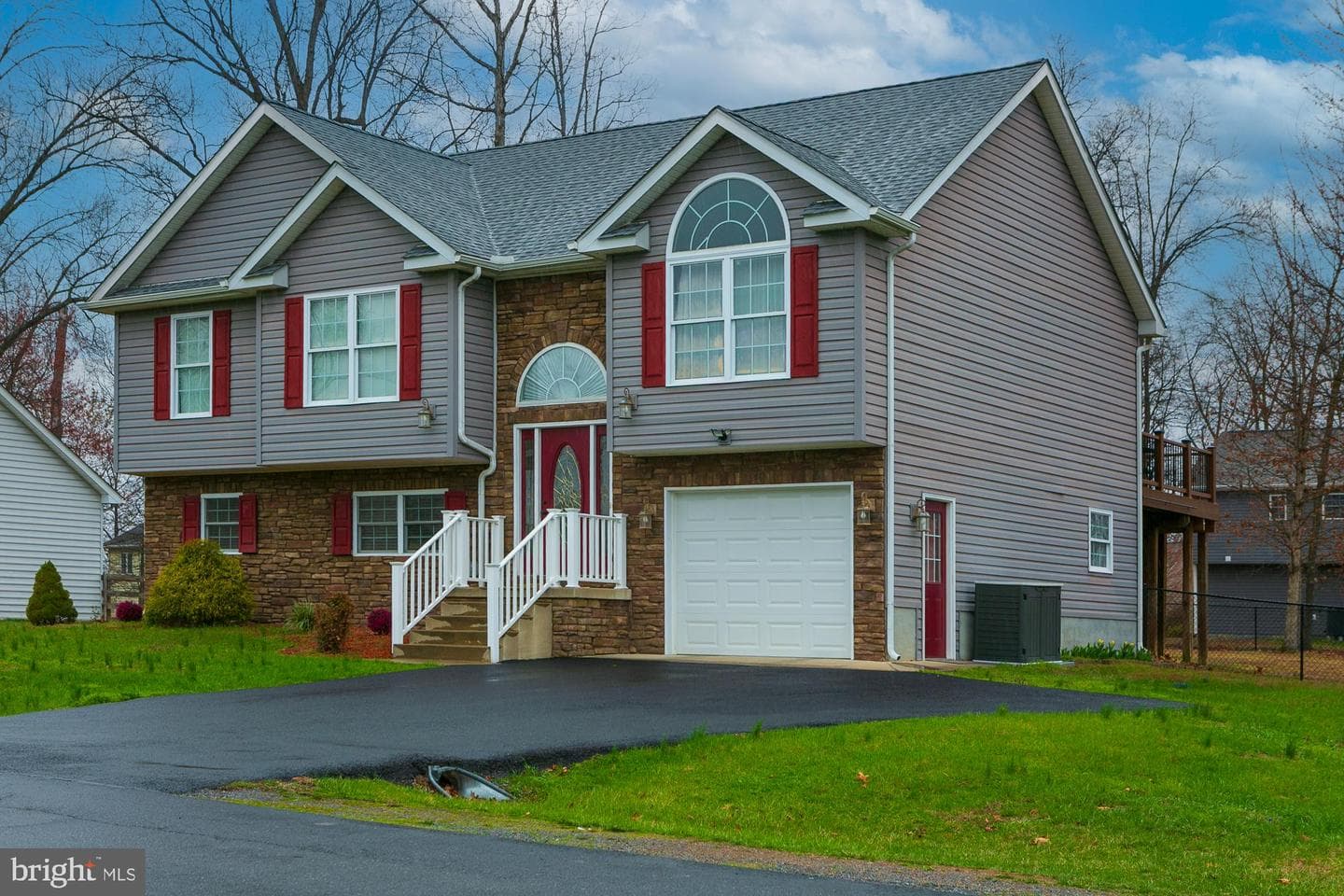 169 Lure Court photo 2