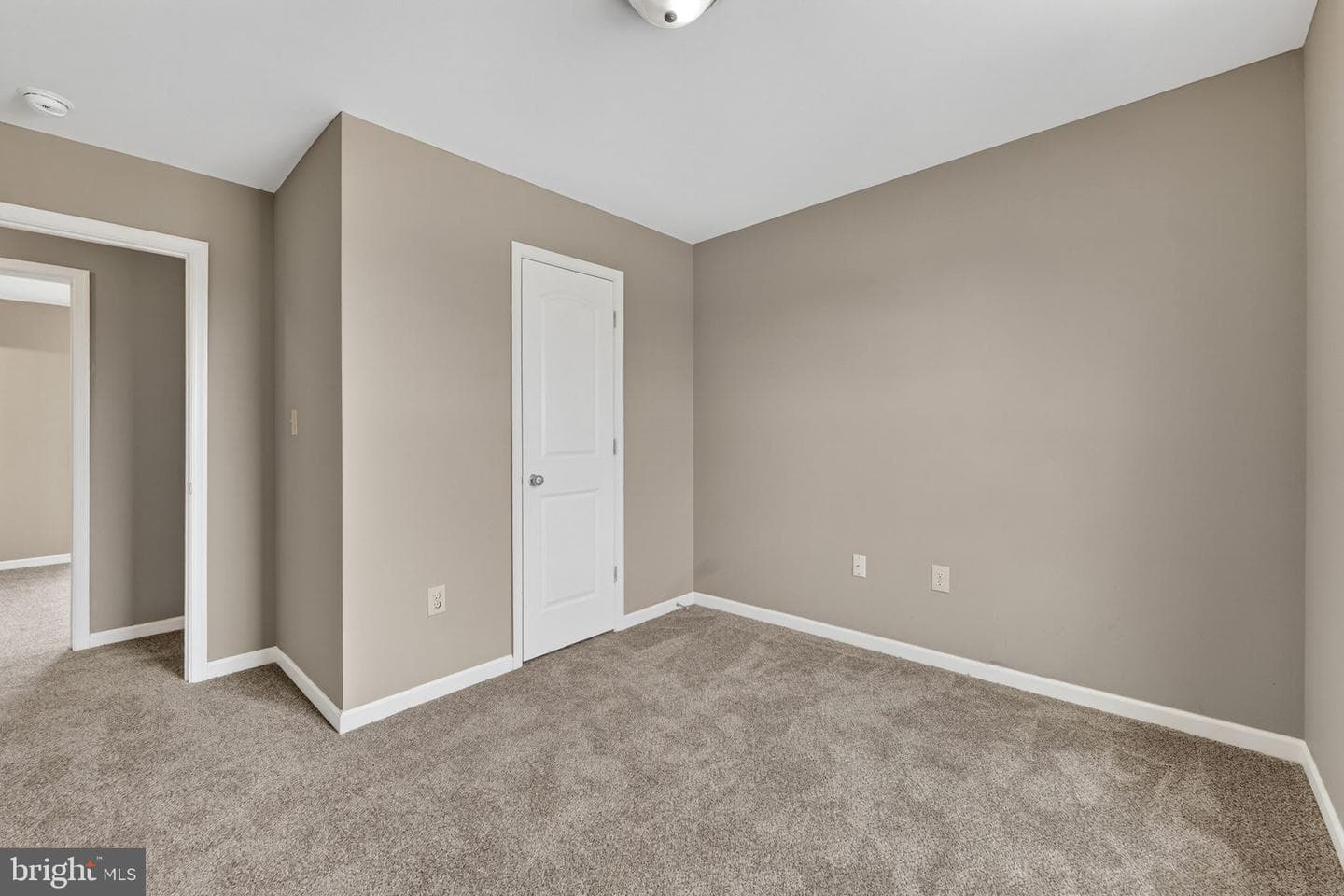126 Invasion Court photo 28