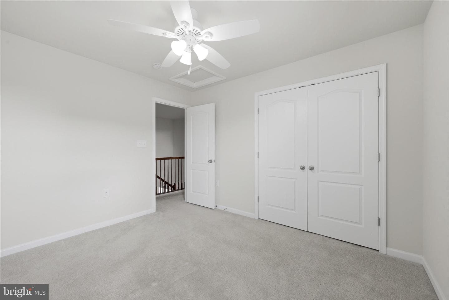 294 Ticonderoga Drive photo 37