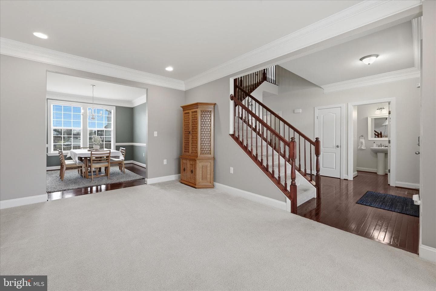 294 Ticonderoga Drive photo 8